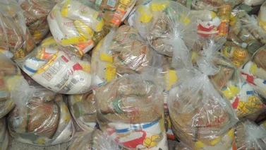 Caracas: Con estos productos el Ministerio de Educación entrega la bolsa CLAP a docentes