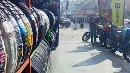 Esto es lo que dura la vida útil de un caucho para moto: precios y marcas de las llantas más buscadas