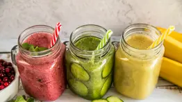 Conoce cuál es el jugo rico en vitaminas que combate la anemia y el cansancio