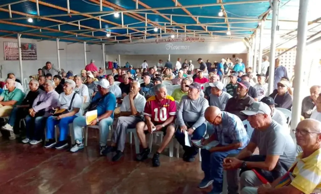 Inician censo de petroleros despedidos en 2002-2003 para soluciones laborales: detalles