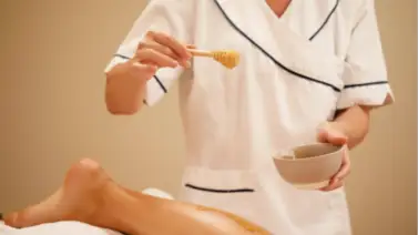 Depilación natural con cera: suavidad y cuidado sin salir de casa Depilación natural con cera: suavidad y cuidado sin salir de casa