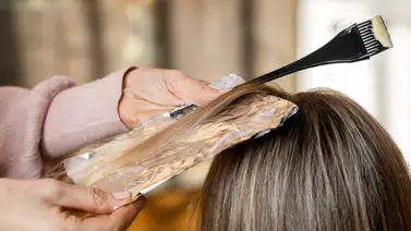 Conoce cuáles son los tres ingredientes que siempre tienes en casa que ayudan a matizar las canas Conoce cuáles son los tres ingredientes que siempre tienes en casa que ayudan a matizar las canas