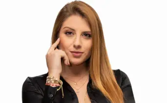 La Marie Ferro se batió un champú en el Super Bowl 