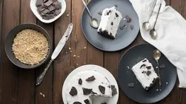 La merienda ideal: paso a paso para elaborar un postre frío con base de galletas 