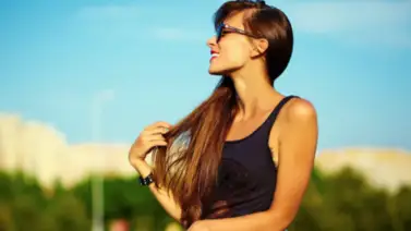 Escudo capilar: manual definitivo para salvar tu pelo de los daños del sol Escudo capilar: manual definitivo para salvar tu pelo de los daños del sol