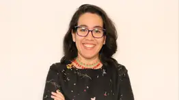 Helen Hafgnýr Cova: La literatura se crea de adentro hacia afuera y de afuera hacia adentro