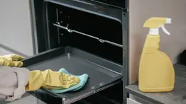 Fórmula natural para eliminar la grasa del horno: mezcla estos dos ingredientes que siempre tienes en casa