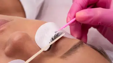 Nutre tus pestañas con este aceite rico en vitaminas: así debes aplicarlo para lograr un efecto milagroso Nutre tus pestañas con este aceite rico en vitaminas: así debes aplicarlo para lograr un efecto milagroso