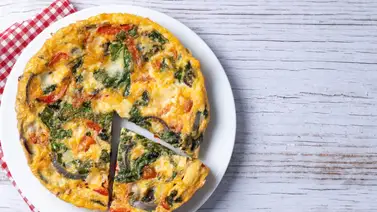 Plato sano, rico y fácil: paso a paso para elaborar una tortilla de acelgas y champiñones Plato sano, rico y fácil: paso a paso para elaborar una tortilla de acelgas y champiñones