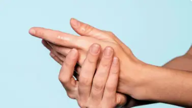 ¿Un secreto oculto en la cocina? El impacto de una mezcla cotidiana en la higiene de tus manos ¿Un secreto oculto en la cocina? El impacto de una mezcla cotidiana en la higiene de tus manos