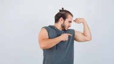 Gana masa muscular con este batido rico en proteínas y vitaminas: solo necesitas cuatro ingredientes que siempre tienes en casa Gana masa muscular con este batido rico en proteínas y vitaminas: solo necesitas cuatro ingredientes que siempre tienes en casa