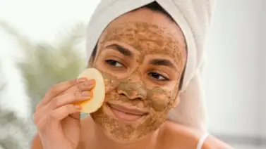 Dile adiós a la piel muerta con este exfoliante natural a base de avena  Dile adiós a la piel muerta con este exfoliante natural a base de avena