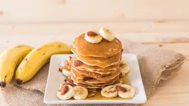 Paso a paso para preparar tortillas de cambur y avena con cinco ingredientes Paso a paso para preparar tortillas de cambur y avena con cinco ingredientes