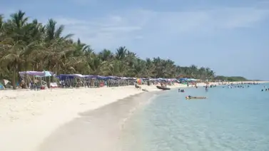 Turista chino muere tras ser arrollado por una lancha en playa de Falcón: Detienen al lanchero Turista chino muere tras ser arrollado por una lancha en playa de Falcón: Detienen al lanchero