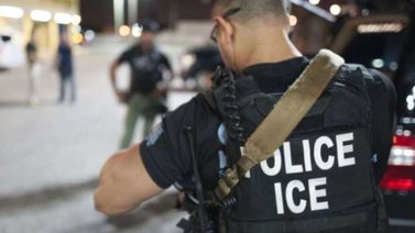 Redadas antiinmigrantes: Virgina se suma a los estados donde la policía local coopera con el ICE