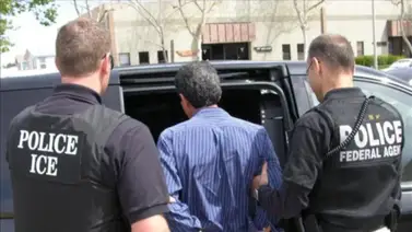 ICE arresta a 20 inmigrantes indocumentados tras auditoría en empresa de Texas ICE arresta a 20 inmigrantes indocumentados tras auditoría en empresa de Texas