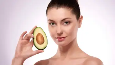 Así puedes usar la cáscara del aguacate para exfoliar la piel  Así puedes usar la cáscara del aguacate para exfoliar la piel