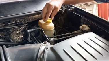 Conductores pueden alquilar cabinas con todo incluido para lavar o reparar sus vehículos: Precios accesibles