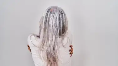 Dile adiós a las canas con esta fórmula casera a base de tres ingredientes Dile adiós a las canas con esta fórmula casera a base de tres ingredientes