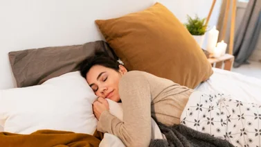 Alarga tu vida 5 años más: la ciencia enseña la forma correcta de dormir