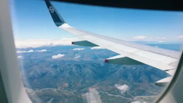 En video: Mujer intenta prender fuego durante un vuelo 