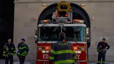 Mujer muere durante incendio en apartamento de Nueva York: Cuidaba de una anciana Mujer muere durante incendio en apartamento de Nueva York: Cuidaba de una anciana