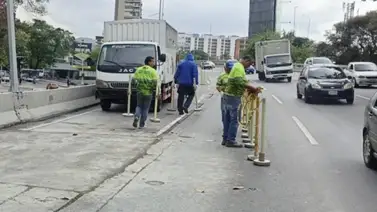 Reabren paso en el viaducto de la autopista Gran Cacique Guaicaipuro: completan reparación de losa Reabren paso en el viaducto de la autopista Gran Cacique Guaicaipuro: completan reparación de losa