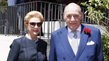 Reinaldo Herrera y su influencia en el mundo de la moda junto a Carolina Reinaldo Herrera y su influencia en el mundo de la moda junto a Carolina