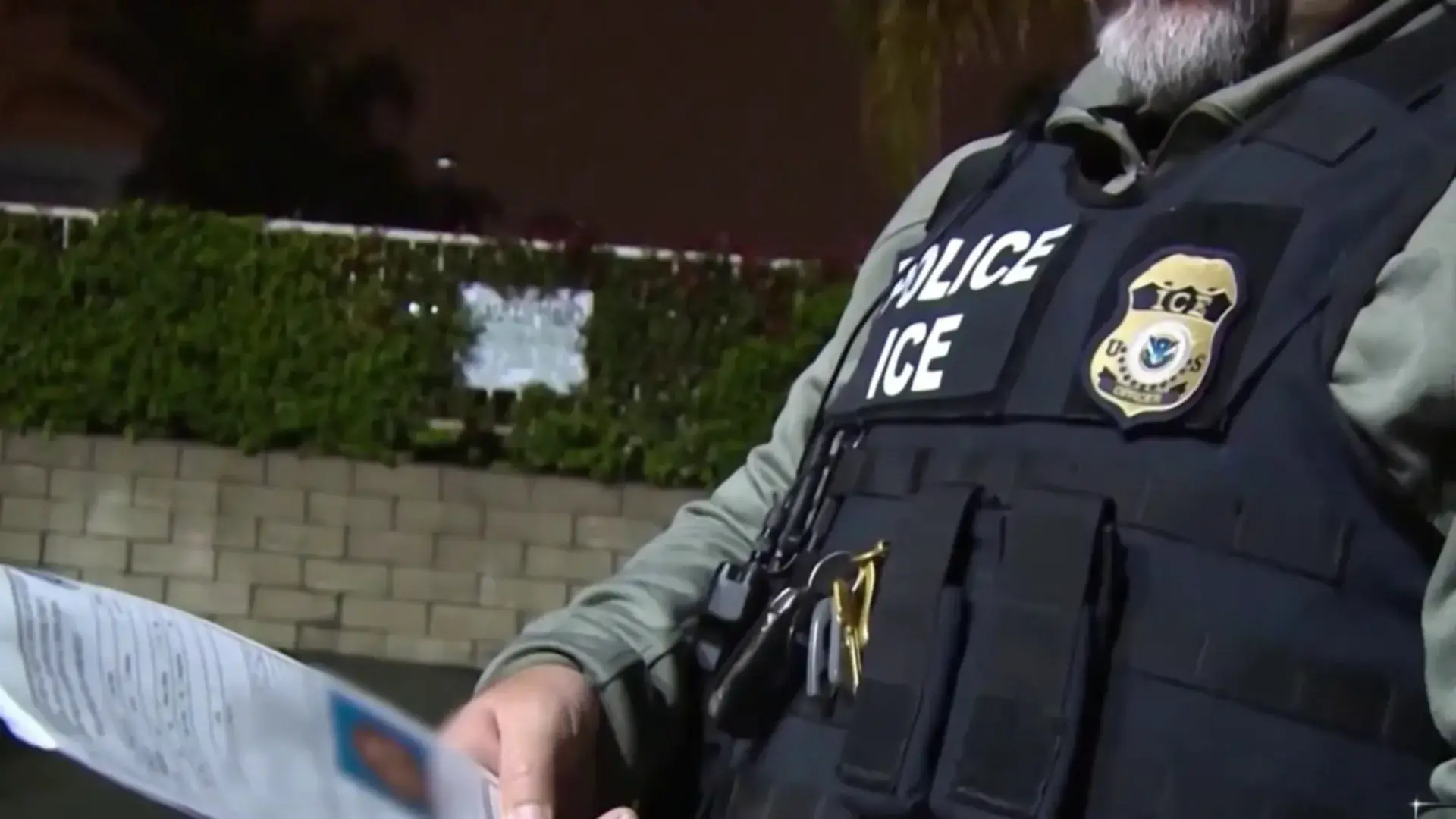 ICE redadas multas empresas inmigrantes indocumentados