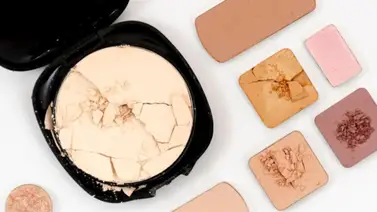 Dos métodos para reparar los productos de maquillaje en polvo rotos Dos métodos para reparar los productos de maquillaje en polvo rotos