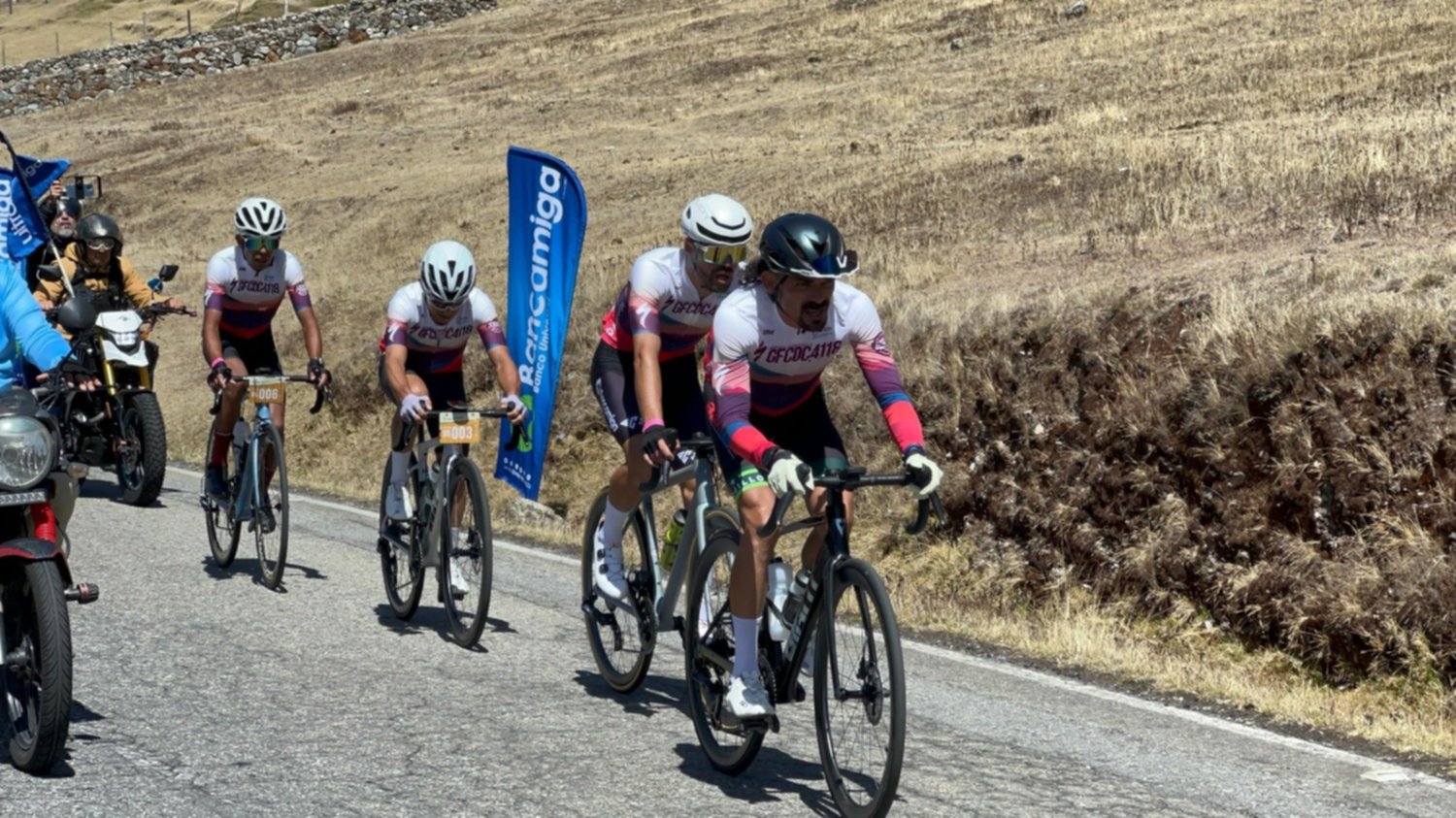 Gran Fondo Collado del Cóndor hace historia en el ciclismo nacional Gran Fondo Collado del Cóndor hace historia en el ciclismo nacional