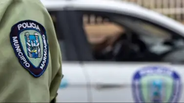 Sujeto es detenido por agredir a golpes a su hijo de meses: el acto quedó registrado en video Sujeto es detenido por agredir a golpes a su hijo de meses: el acto quedó registrado en video