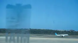 Arriban al país 130 venezolanos desde Miami: activan protocolos por adolescente sin acompañante