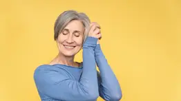 Tiñe las canas con ingredientes de la despensa: guía completa para preparar el tinte casero