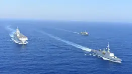 Escalada en el Mediterráneo: El eje París, Atenas y Roma despliega recursos militares 