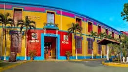 Matrícula en la Ucsar supera los 900 dólares: estudiantes denuncian aumentos desproporcionados