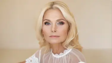 El arte de iluminar el rostro: las claves para un maquillaje rejuvenecedor en pieles maduras El arte de iluminar el rostro: las claves para un maquillaje rejuvenecedor en pieles maduras