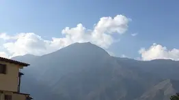 Inameh reporta: sábado soleado con chubascos aislados en estas regiones específicas