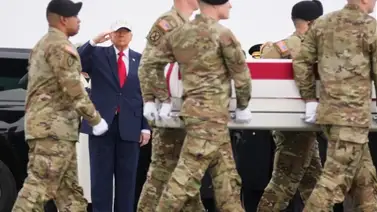 Trump recibe los restos de los seis militares estadounidenses muertos en el conflicto con Irán Trump recibe los restos de los seis militares estadounidenses muertos en el conflicto con Irán