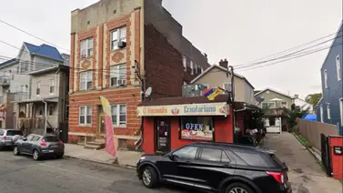 Creyó que los empleados no hablaban inglés: ladrón usa el traductor de Google para anunciar asalto en un restaurante latino Creyó que los empleados no hablaban inglés: ladrón usa el traductor de Google para anunciar asalto en un restaurante latino