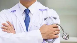 Entre ciencia y vocación: Médicos venezolanos celebran su día