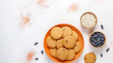 Aprende a elaborar galletas con pocos ingredientes: aprende la mezcla perfecta de avena y pasas para un snack milagroso Aprende a elaborar galletas con pocos ingredientes: aprende la mezcla perfecta de avena y pasas para un snack milagroso