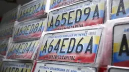 ¿Cómo solicitar una nueva placa ante el INTT?: estos son los riesgos de circular sin ella