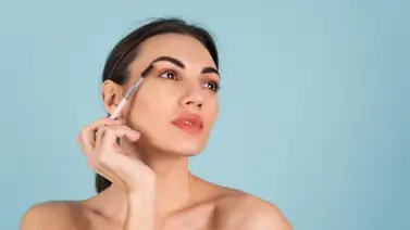 Transforma tu rostro: Así funciona la nueva tendencia llamada “cejas planas” que utilizan las grandes estrellas de Hollywood Transforma tu rostro: Así funciona la nueva tendencia llamada “cejas planas” que utilizan las grandes estrellas de Hollywood