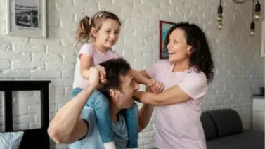 Trabajar para vivir, no vivir para trabajar: experta revela el nuevo paradigma de la crianza Trabajar para vivir, no vivir para trabajar: experta revela el nuevo paradigma de la crianza