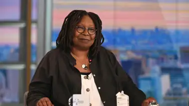 Whoopi Goldbeerg Whoopi Goldbeerg