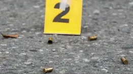 Reparaba un vehículo y terminó asesinado en plena calle: investigan muerte de un venezolano en EEUU