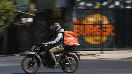 Controversia por condena contra exmilitar venezolano: cometió 11 robos de celulares