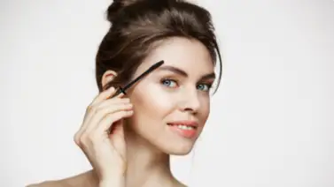 El fin de la era del microblading: la técnica 'hairstroke' se impone como la opción más natural para rejuvenecer el rostro El fin de la era del microblading: la técnica 'hairstroke' se impone como la opción más natural para rejuvenecer el rostro