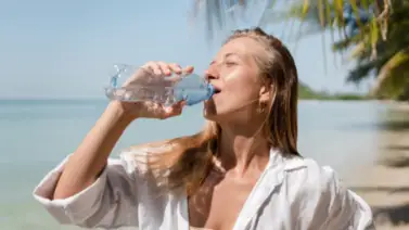 Hidratación inteligente: guía práctica para mantenerse fresco al aire libre Hidratación inteligente: guía práctica para mantenerse fresco al aire libre